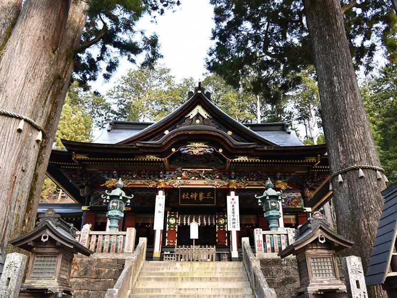 三峯神社