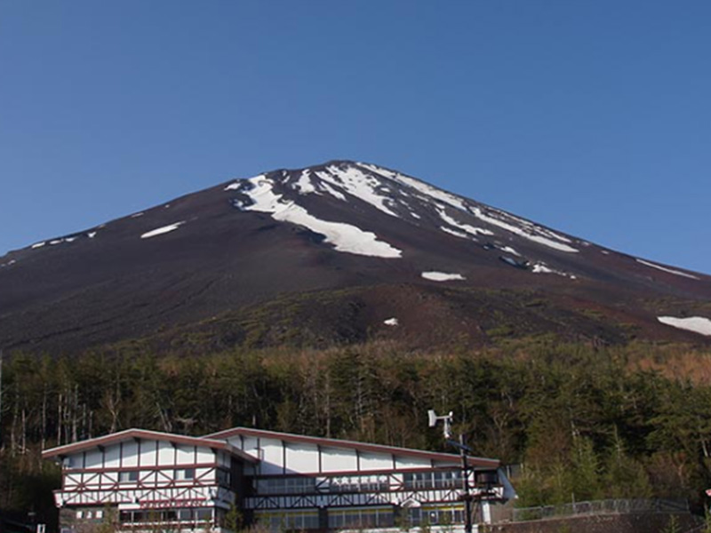五合目から見る富士山