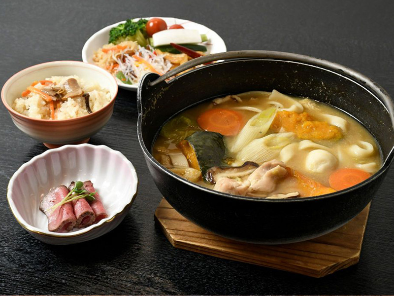 甲州郷土料理　ほうとう御前　※イメージ