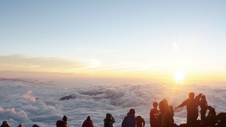富士山から望むご来光