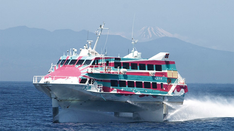 東海汽船の水中翼船セブンアイランド ジェット船 大漁