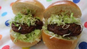 池村商店の揚げパン