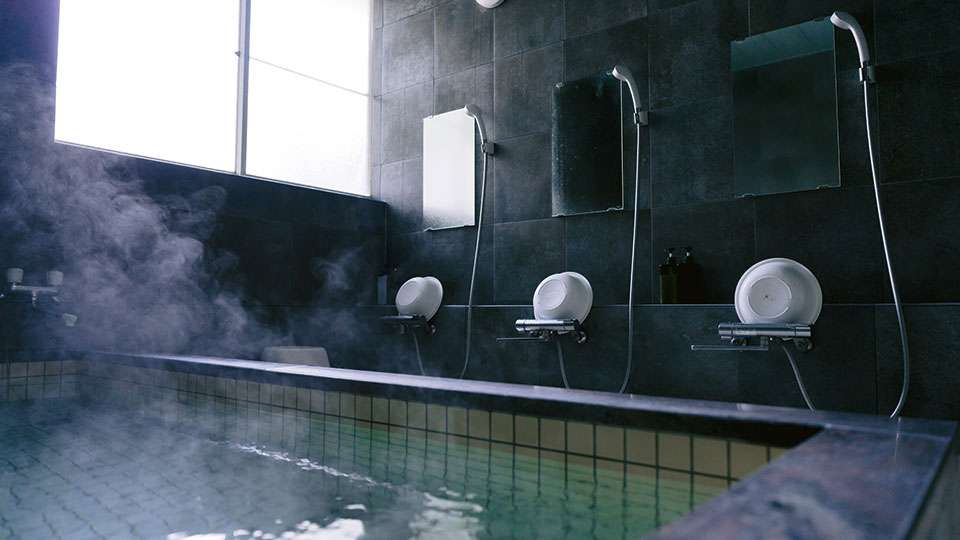 伊豆大島のホテルカイラニの大浴場