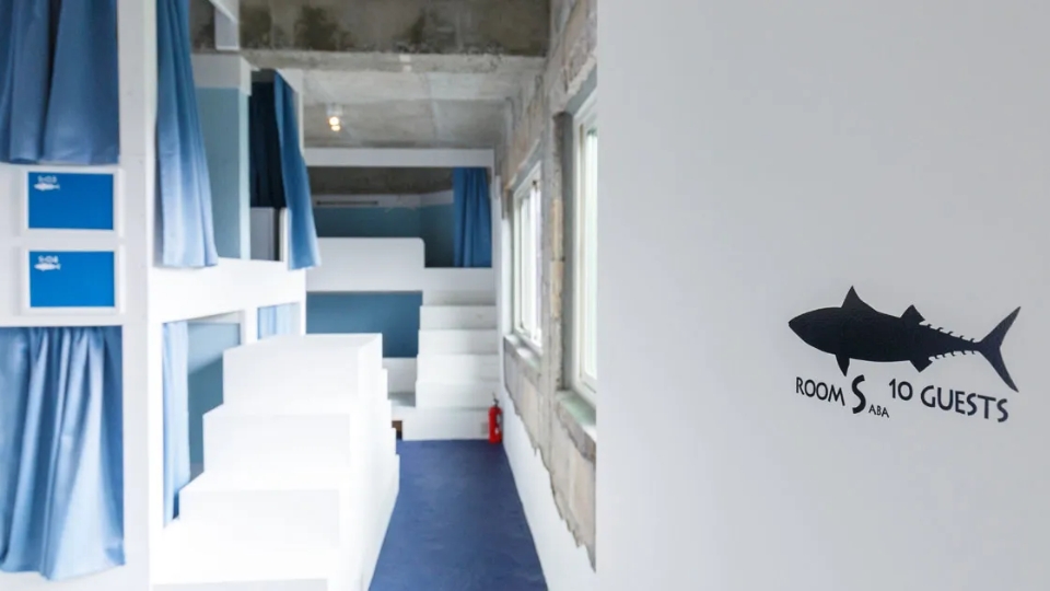 新島Hostel NABLAのドミトリー