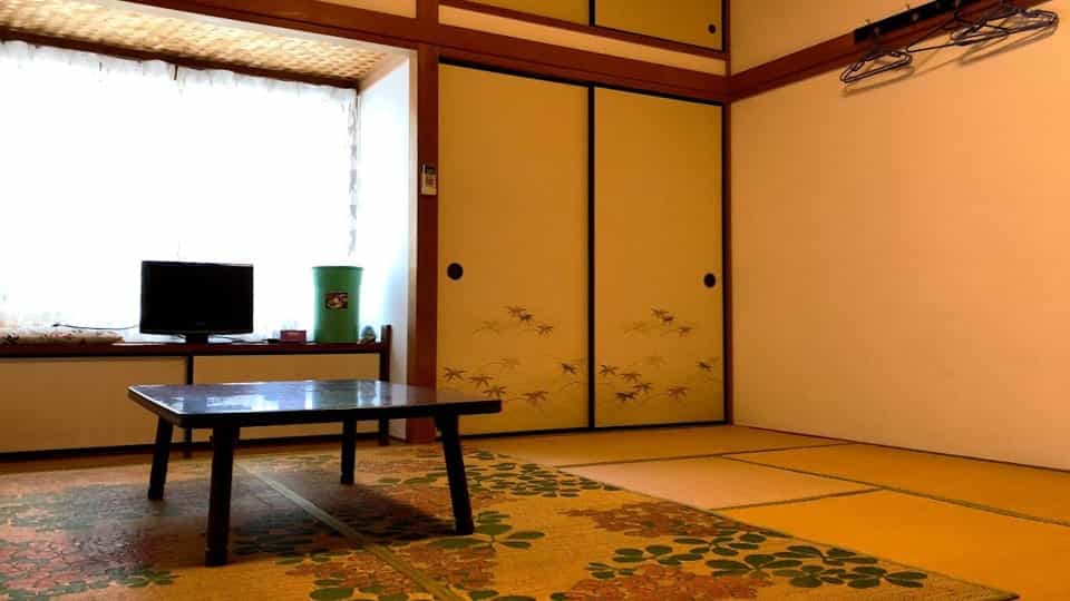 新島民宿 えびす屋の客室