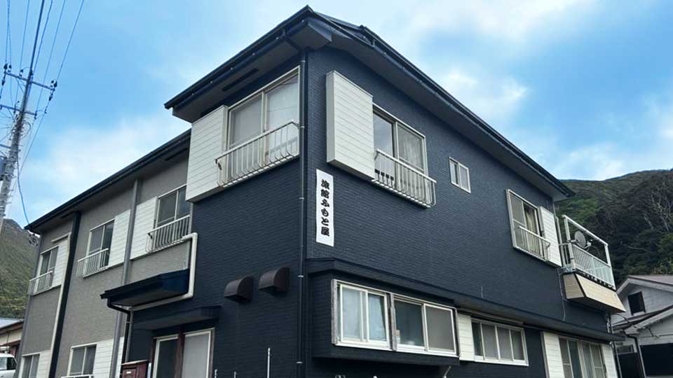 神津島ふもと屋の外観