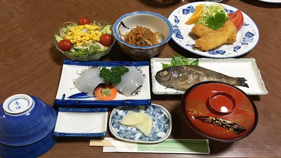 式根島島宿 ふるさとの食事