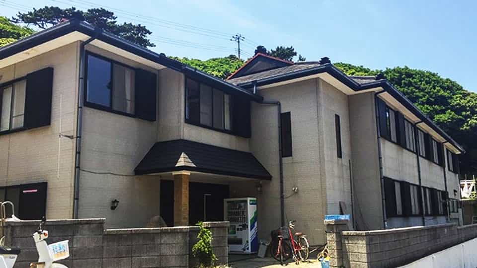式根島菊水旅館の外観