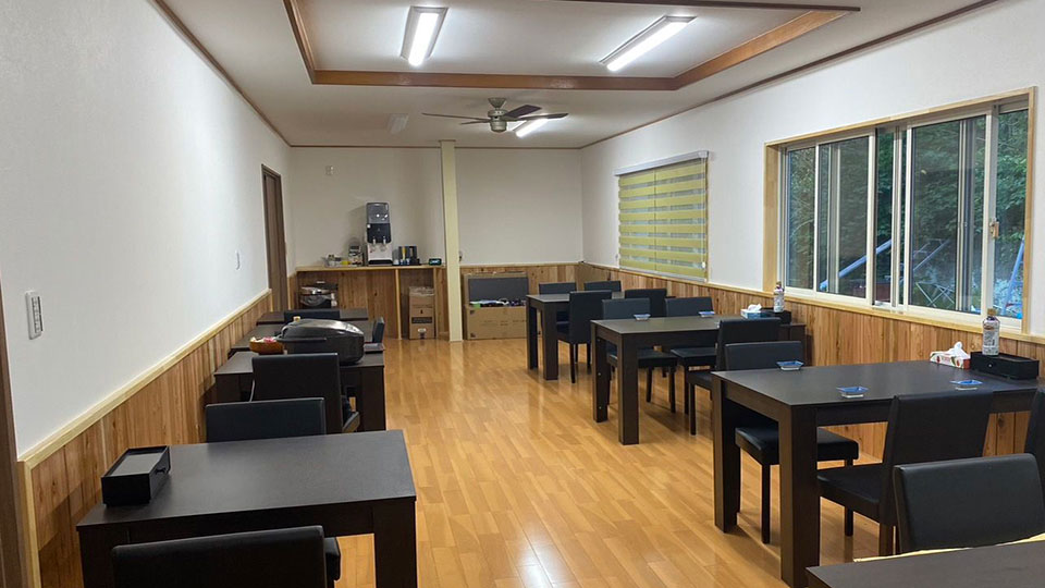 式根島菊水旅館の食堂