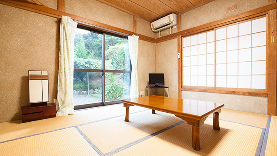 式根島新屋の客室