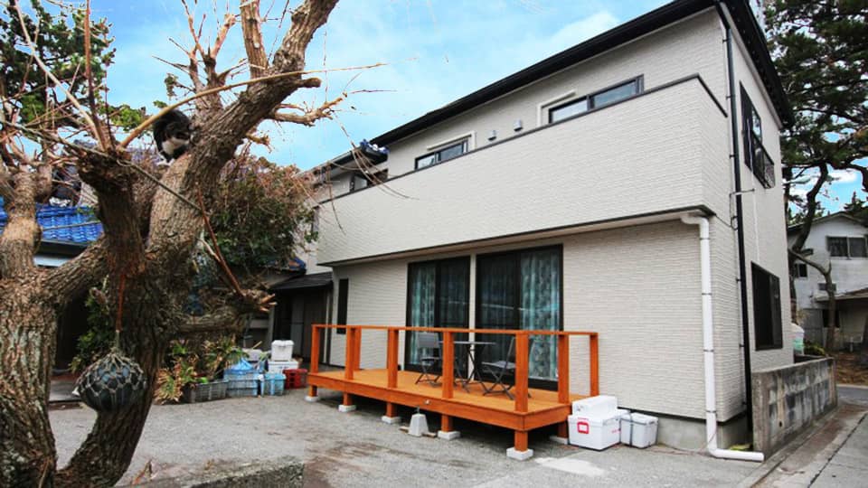 式根島島宿 わたなべの外観