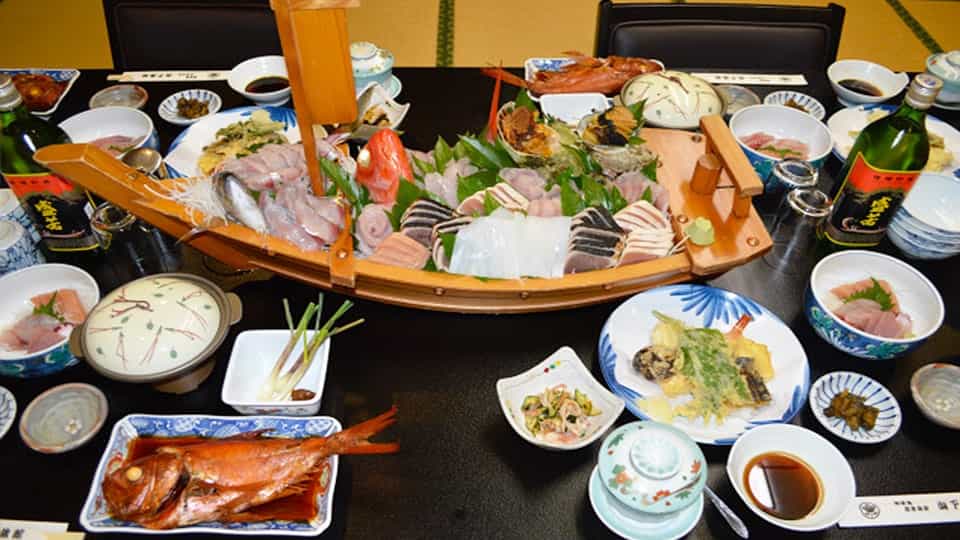 神津島山下旅館 別館の夕食