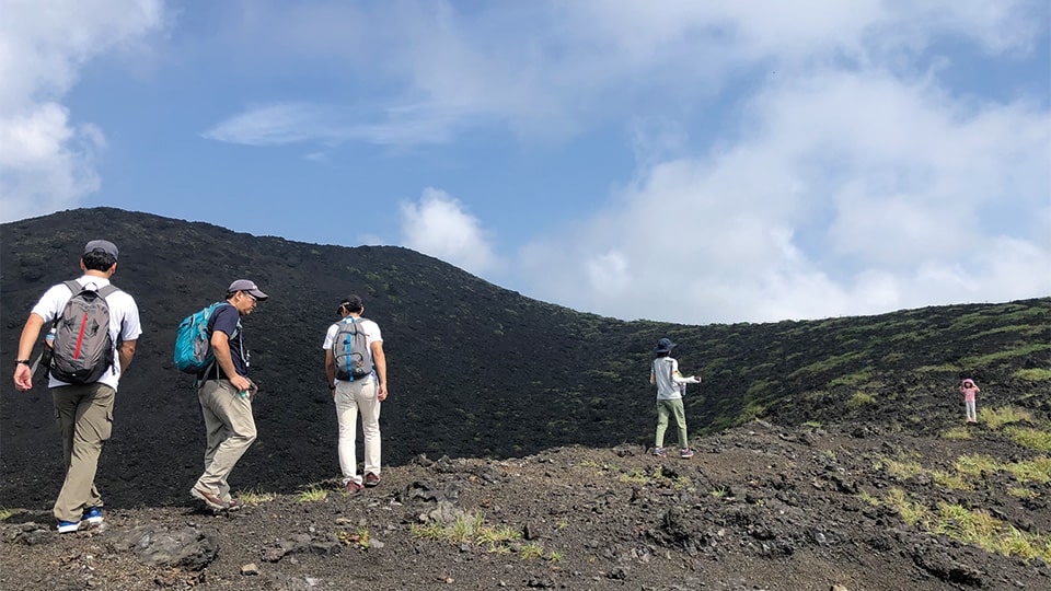 伊豆大島のトレッキングツアーの画像