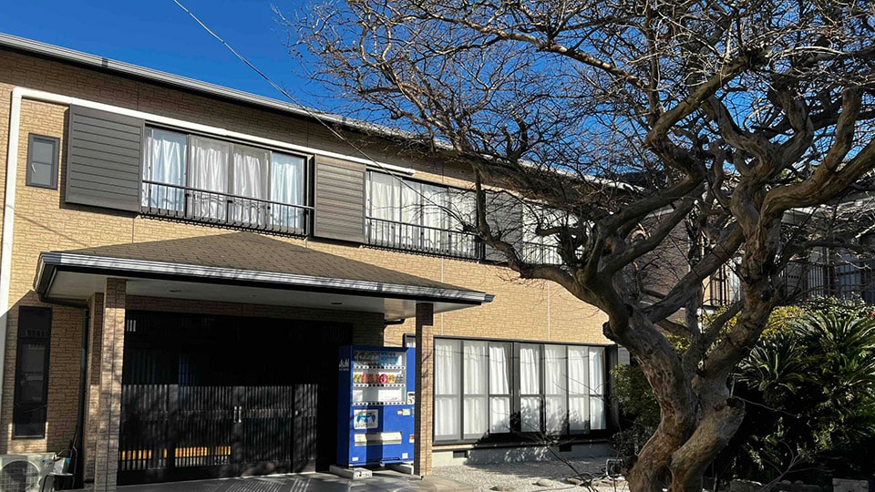 式根島式根館の外観