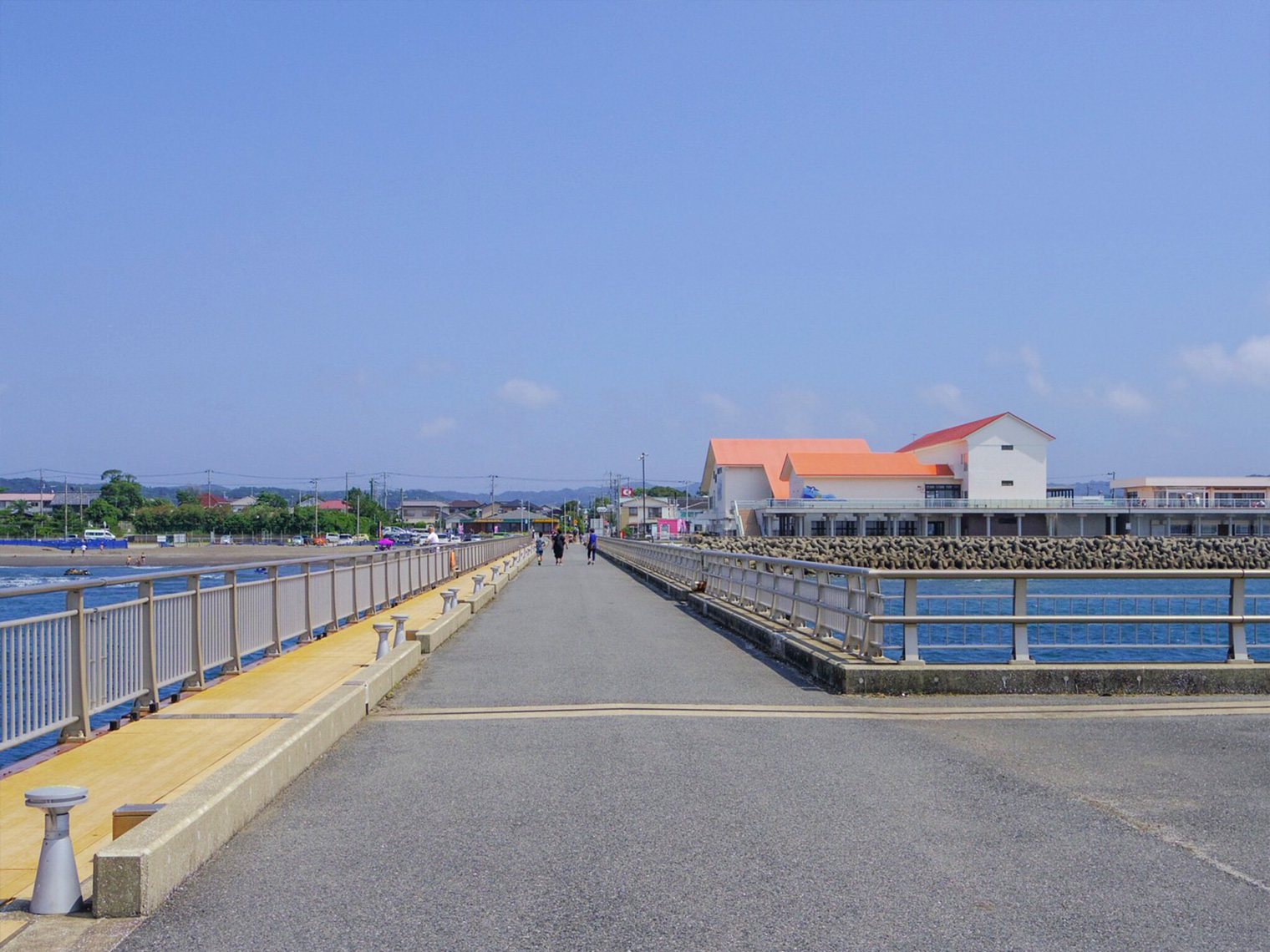 館山港