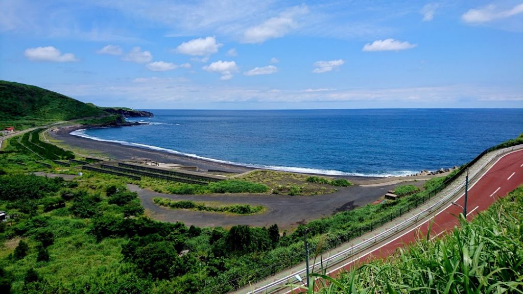 三宅島の三池浜海水浴場
