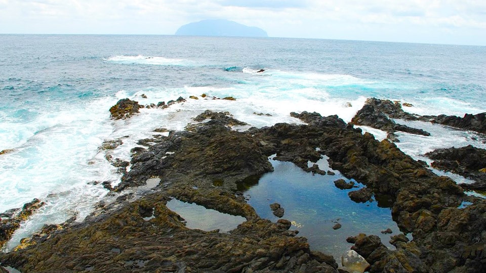 三宅島の長田郎池