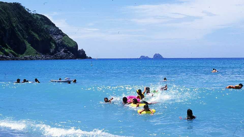 神津島の前浜海水浴場