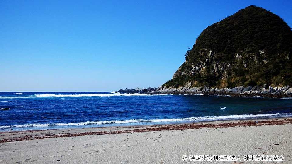 神津島の沢尻海水浴場