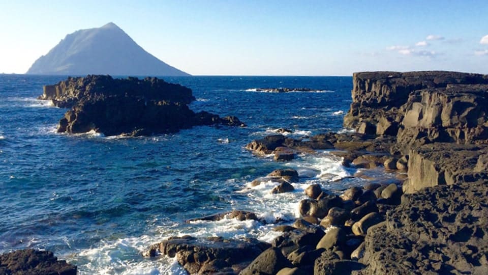 南原千畳敷海岸（なんばらせんじょうじき）