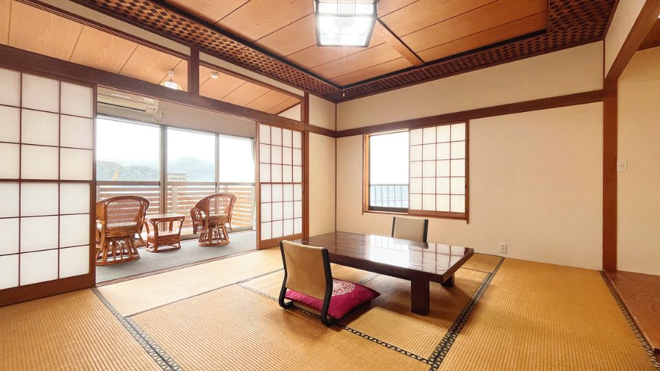 神津島 山下旅館別館の客室