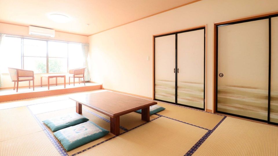 神津島 山下旅館別館の客室