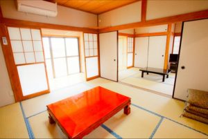 【利島】 寺田屋